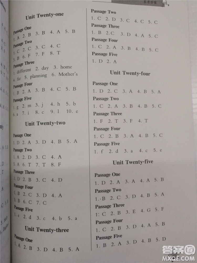 2018年小學(xué)英語新課標(biāo)階梯閱讀訓(xùn)練五年級參考答案