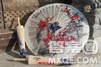 寫(xiě)油紙傘的主題作文600字 關(guān)于寫(xiě)油紙傘的主題作文600字